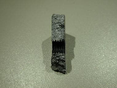 Analyse de surfaces métalliques fracturées à l’aide d’un microscope numérique