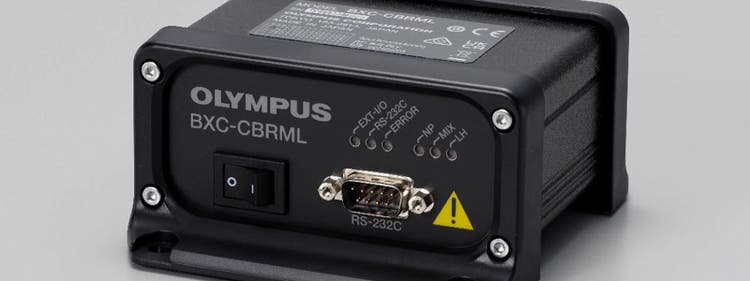 Boîtier de commande pour assemblage de microscope modulaire