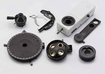 Lentille de Bertrand pour les observations orthoscopiques et conoscopiques