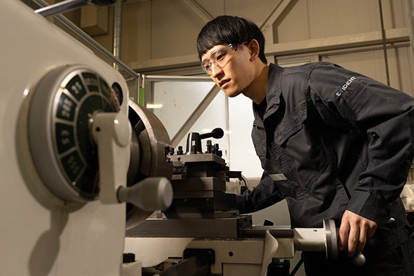 仕事でのエピソード ― 半期に一度の改善発表会で事例を報告