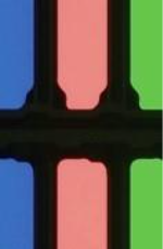 カラーフィルターの明るさで、TFTアレイ部分が見えない