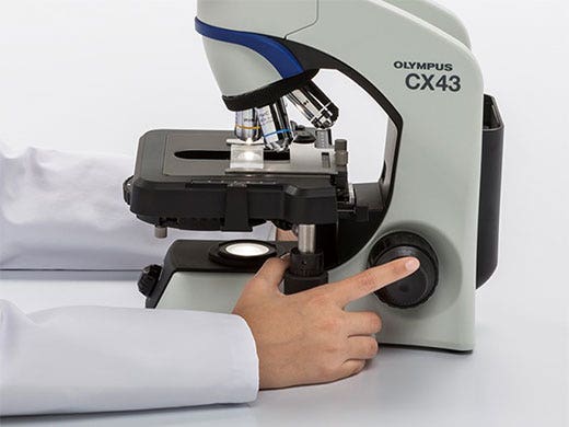 손쉽게 닿을 수 있는 제어 장치