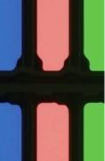 TFT阵列因彩色滤光片的亮度而漆黑一片。